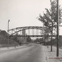 DEMIJNSTREEK-Boogbrug-mijnspoor-over-Heerenweg-3